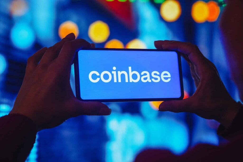 Base Emerges as Rising Star as Coinbase Revenues Surge