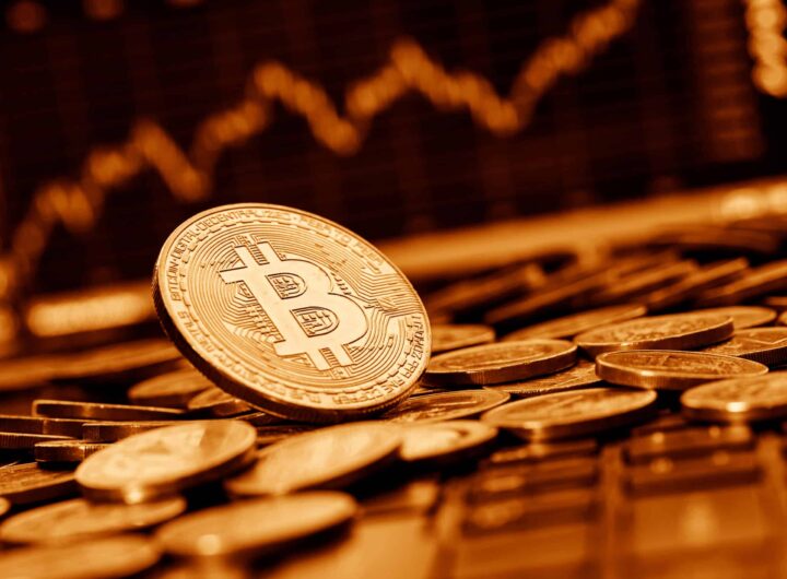 Crypto Market Sees 0 Million Liquidated as Bitcoin Briefly Drops Below ,000