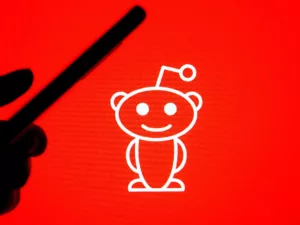 Reddit Cashes Out: SEC Filing Reveals Major Bitcoin Sell-Off Last Month