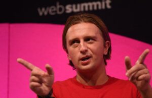 Revolut hits 5 billion valuation in employee share sale: WSJ Revolut hits 5 billion valuation in employee share sale: WSJ